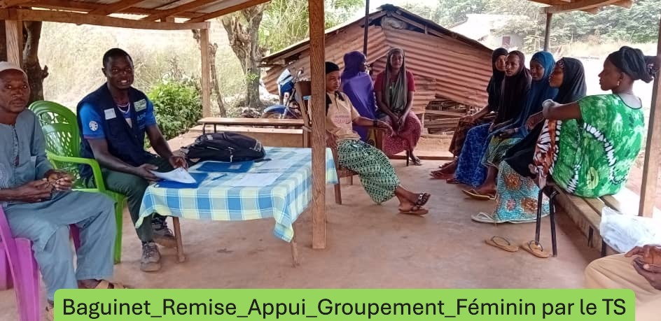 Baguinet_Remise_Appui_Financier au Groupement_Féminin