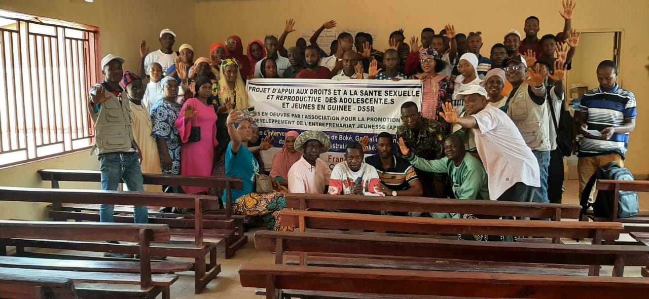 Forum communautaire sur les problématiques en DSSR, PF et VBG, la rencontre a mobilisé ce dimanche  STD, agents de santé, enseignants, sécurité, conseillers, pairs éducateurs, membres groupements féminins, leaders communautaires  et membres des OCB  autou