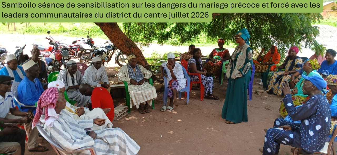 Séance de sensibilisation sur les dangers du mariage précoce et forcé avec les leaders communautaires du district du centre